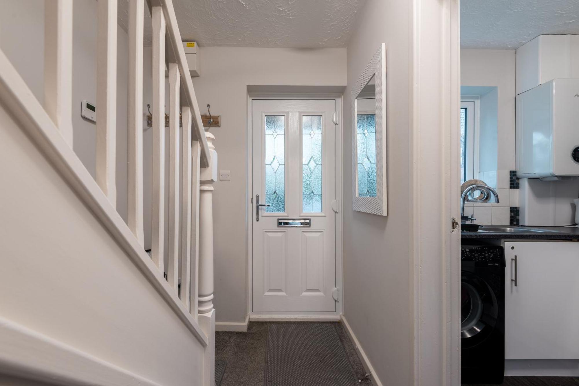 Worcester Fabulous Cherry Tree Mews Self Check In Dogs Welcome By Prior Arrangement , 2 Double Bedrooms ,Super Fast Wi-Fi, With Free Off Road Parking For 2 Vehicles Near Royal Hospital And Woodland Walks Екстер'єр фото