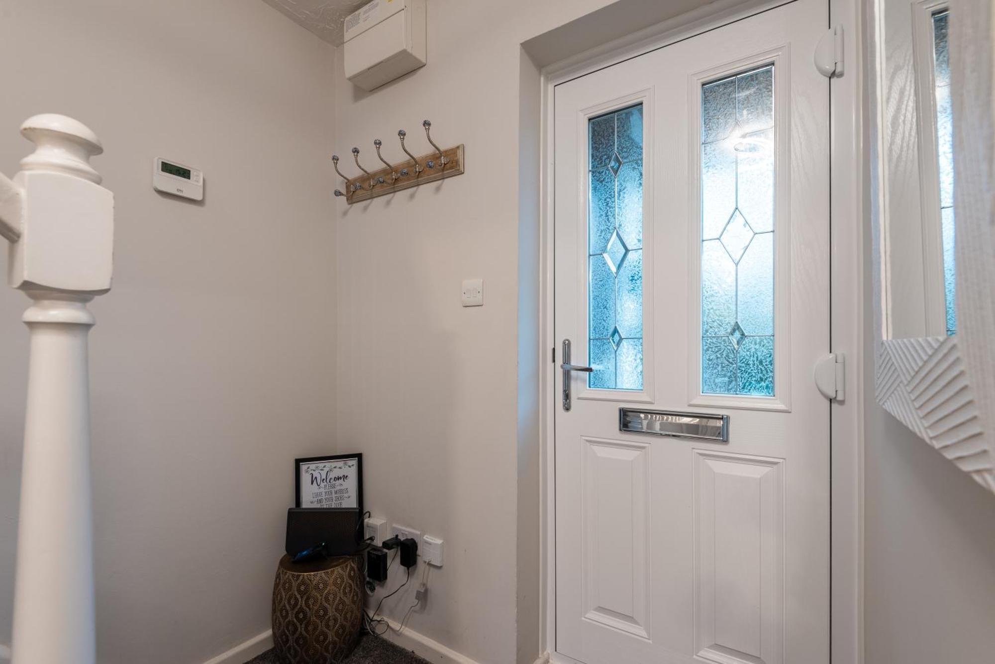 Worcester Fabulous Cherry Tree Mews Self Check In Dogs Welcome By Prior Arrangement , 2 Double Bedrooms ,Super Fast Wi-Fi, With Free Off Road Parking For 2 Vehicles Near Royal Hospital And Woodland Walks Екстер'єр фото