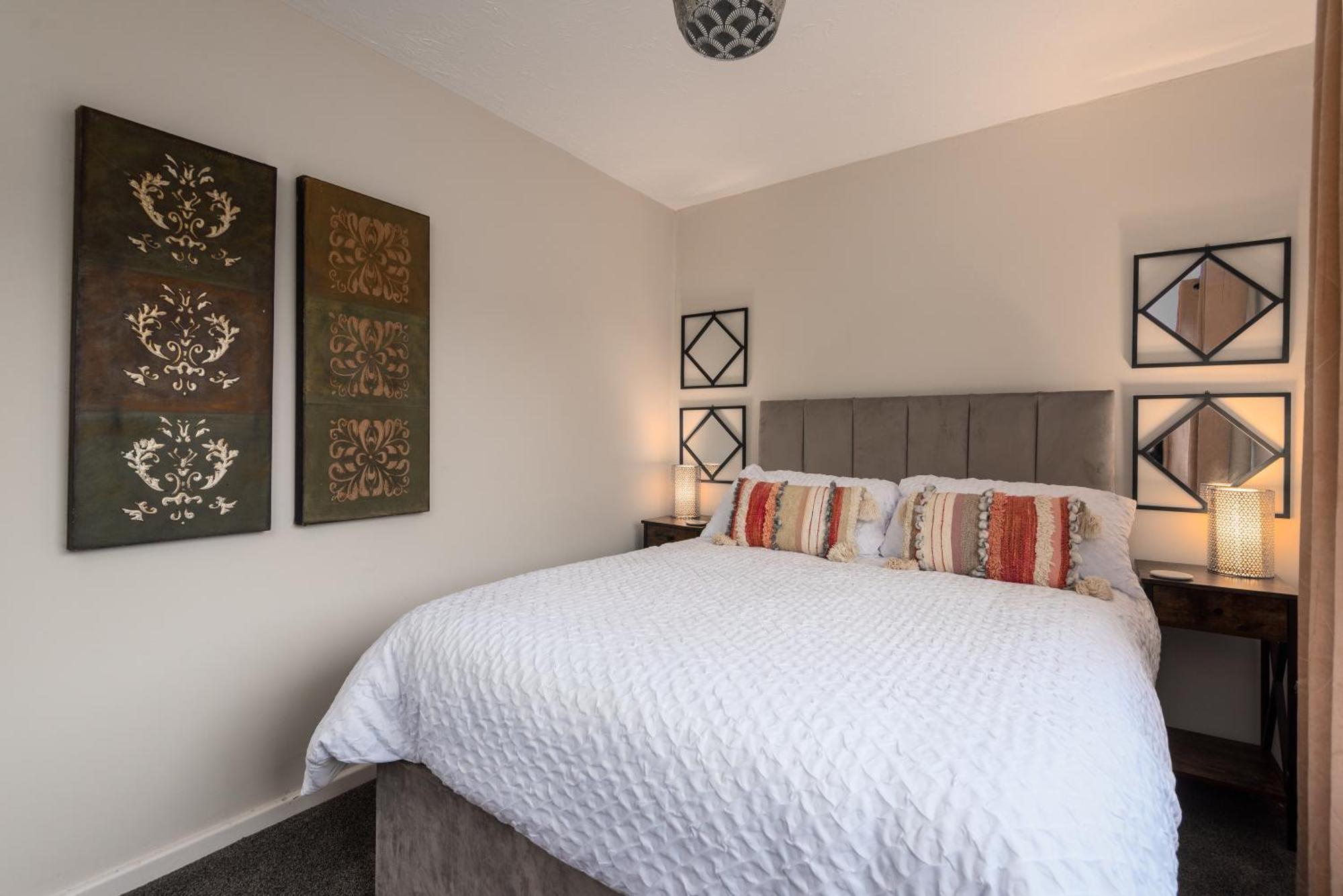 Worcester Fabulous Cherry Tree Mews Self Check In Dogs Welcome By Prior Arrangement , 2 Double Bedrooms ,Super Fast Wi-Fi, With Free Off Road Parking For 2 Vehicles Near Royal Hospital And Woodland Walks Екстер'єр фото