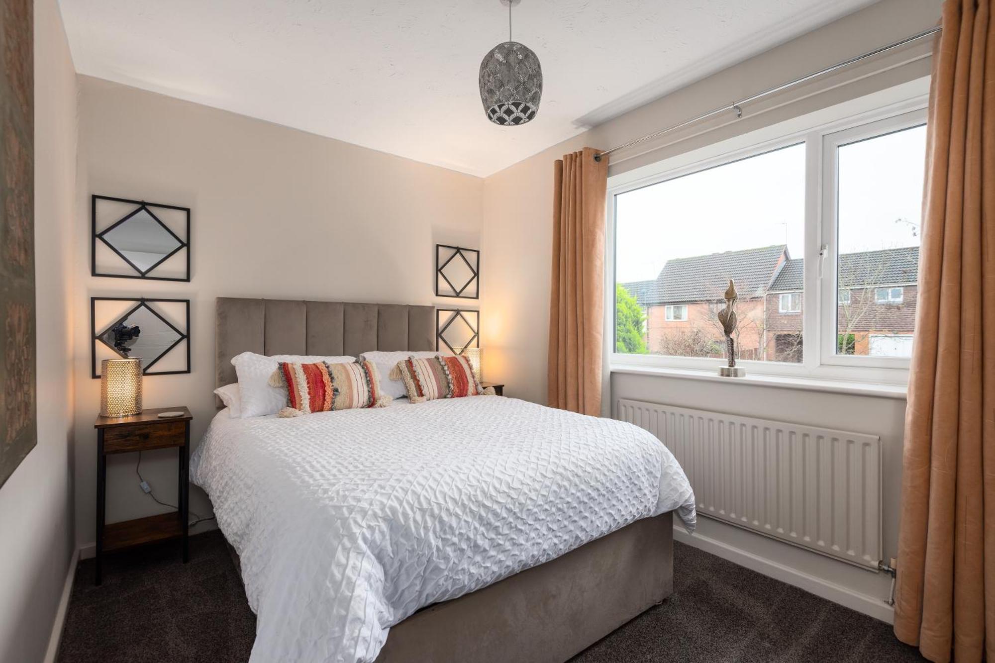Worcester Fabulous Cherry Tree Mews Self Check In Dogs Welcome By Prior Arrangement , 2 Double Bedrooms ,Super Fast Wi-Fi, With Free Off Road Parking For 2 Vehicles Near Royal Hospital And Woodland Walks Екстер'єр фото